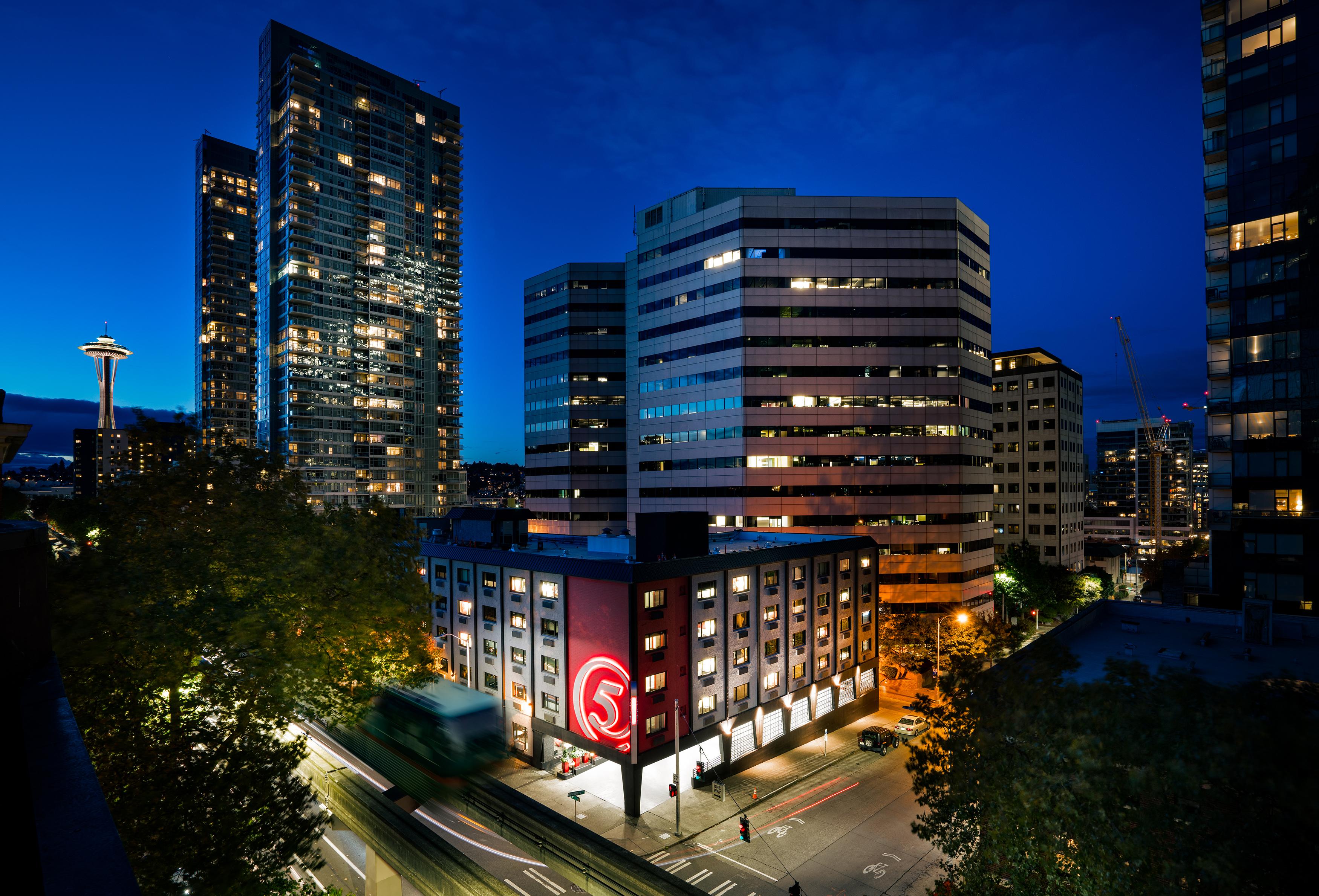 Staypineapple, Hotel Five, Downtown Seattle Extérieur photo