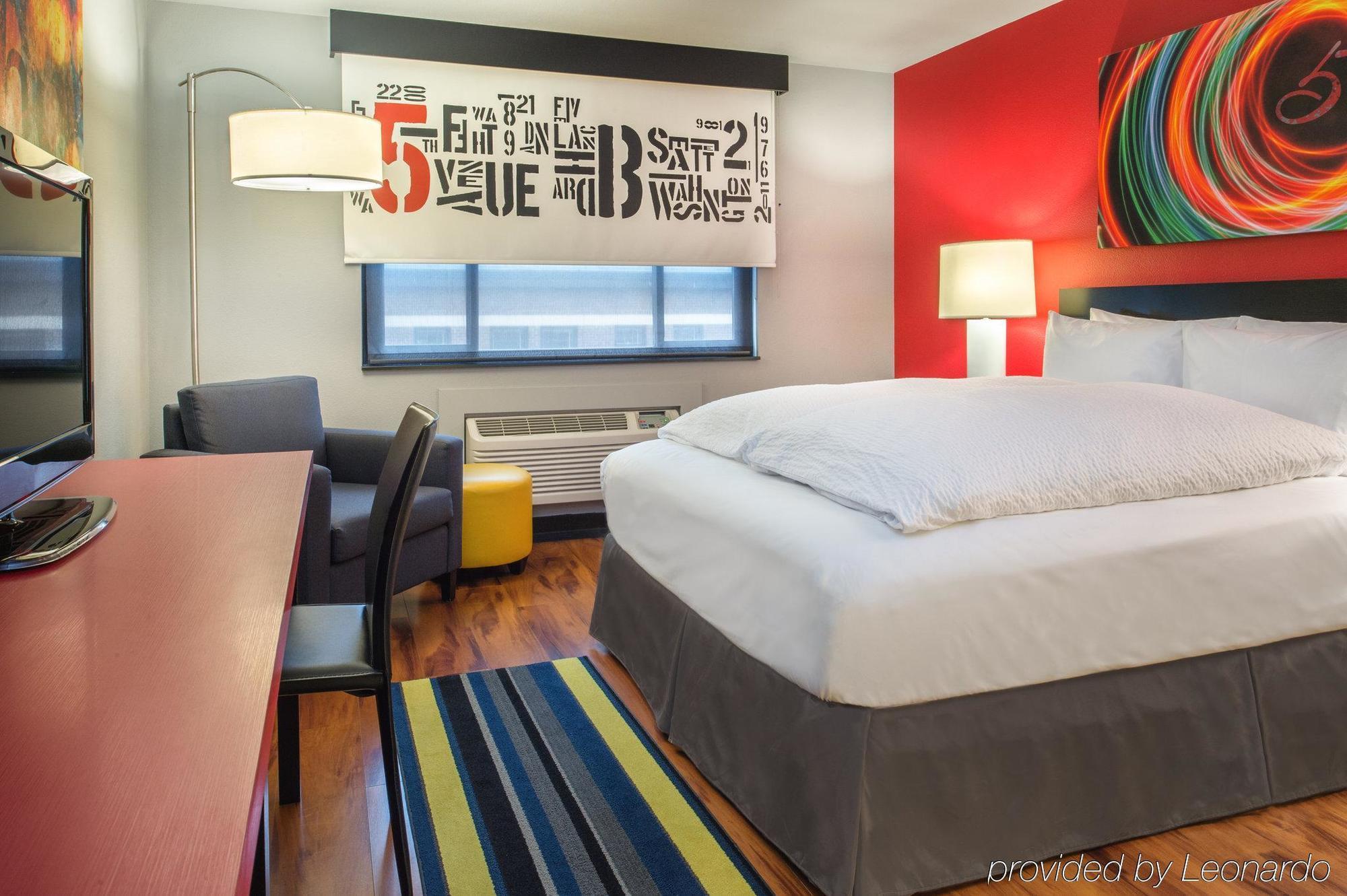 Staypineapple, Hotel Five, Downtown Seattle Extérieur photo