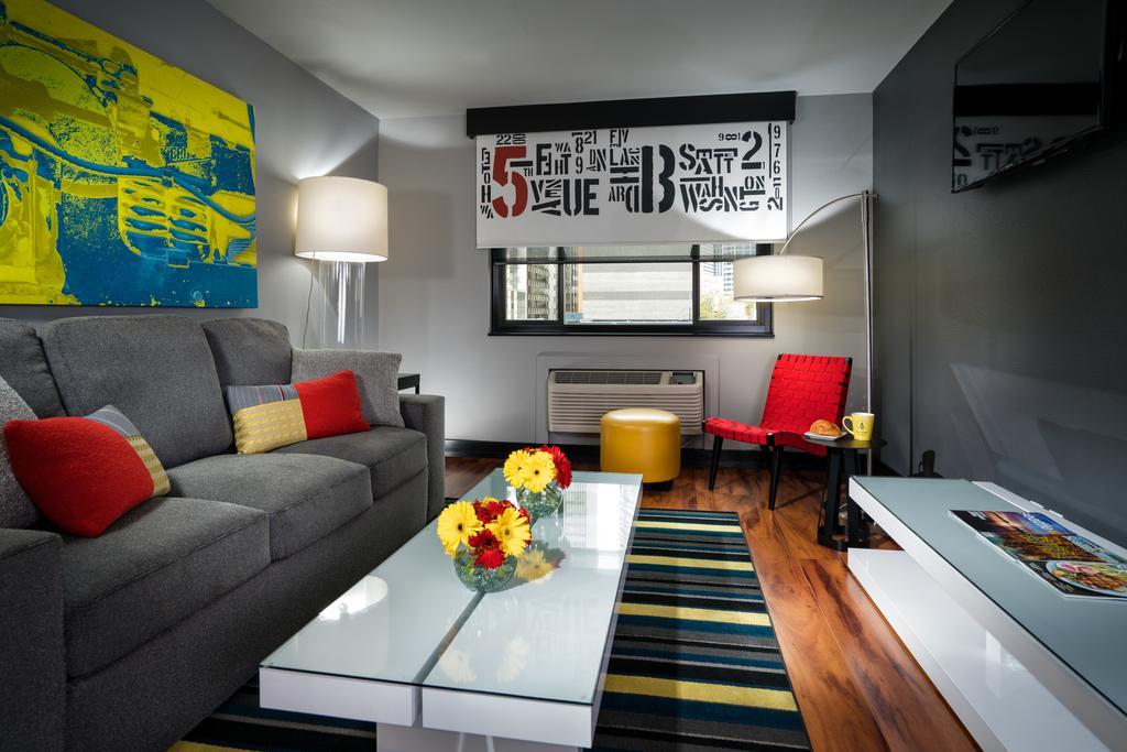 Staypineapple, Hotel Five, Downtown Seattle Extérieur photo